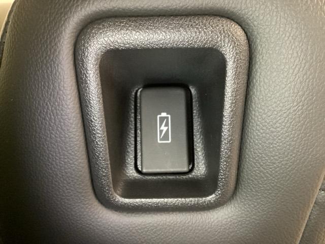 フリード エアーEX 中古スタッドレスタイヤ、純正メモリーナビ、ドライブレコーダー前後装着+ETC付 当社デモカー バックモニター リアクーラー 盗難防止システム DVD 両側パワースライドドア 横滑り防止装置 クルコン(25枚目)