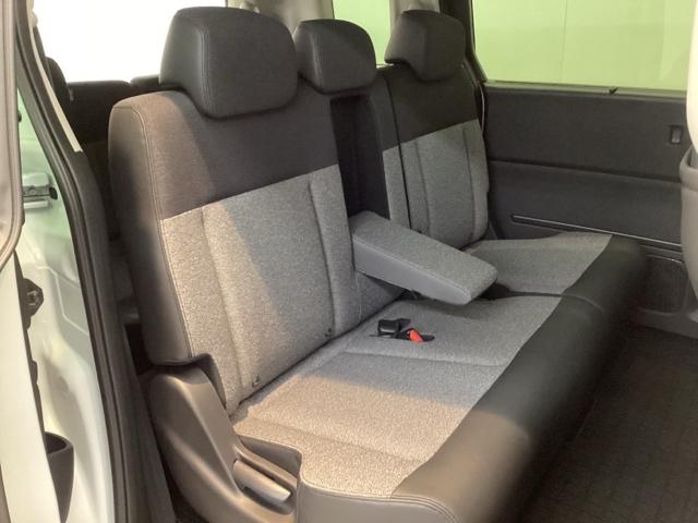 フリード エアーEX 中古スタッドレスタイヤ、純正メモリーナビ、ドライブレコーダー前後装着+ETC付 当社デモカー バックモニター リアクーラー 盗難防止システム DVD 両側パワースライドドア 横滑り防止装置 クルコン(26枚目)