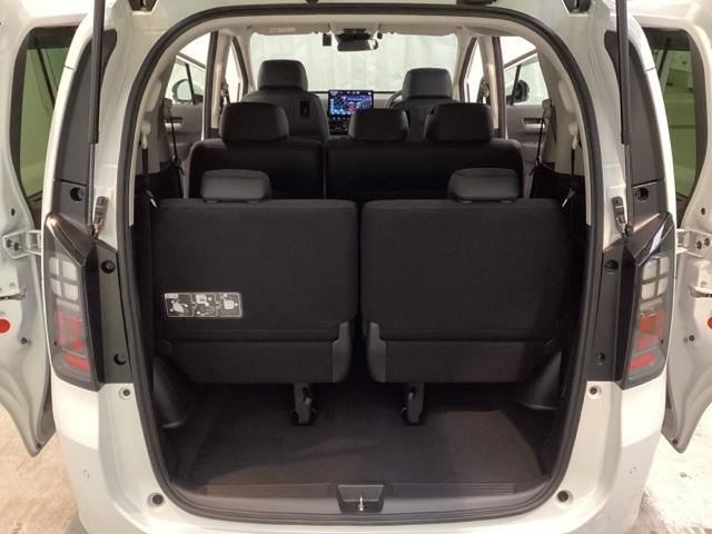 フリード エアーEX 中古スタッドレスタイヤ、純正メモリーナビ、ドライブレコーダー前後装着+ETC付 当社デモカー バックモニター リアクーラー 盗難防止システム DVD 両側パワースライドドア 横滑り防止装置 クルコン(28枚目)