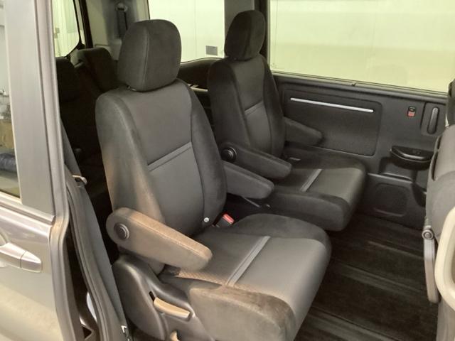 ステップワゴンスパーダ スパーダホンダセンシング　光触媒抗菌消臭施工済　ドラレコ前後　全周囲カメラ　ナビ　ＭＴモード　ＥＴＣ　横滑り防止機能　マルチビューカメラ　サイドエアバッグ　パークアシスト　ＵＳＢ　フルセグテレビ　ターボ車　アイドリングＳＴＯＰ（22枚目）