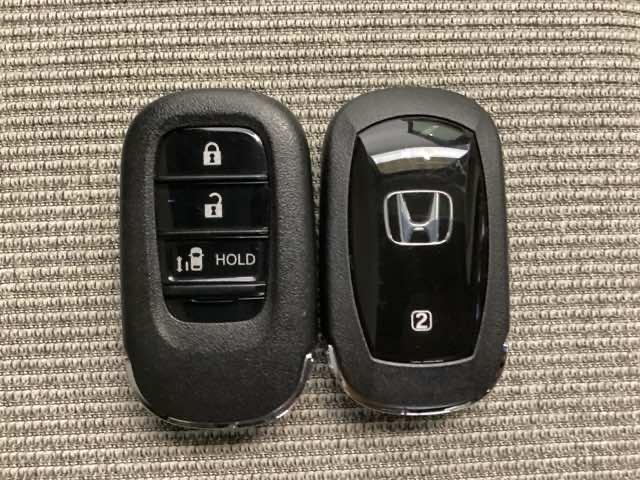 Ｎ－ＢＯＸ ベースグレード　中古スタッドレスタイヤ、純正メモリーナビ、ドライブレコーダー前後装着＋ＥＴＣ付　当社デモカー　エアバック　横滑り防止　Ｄレコ　４ＷＤ車　Ｒカメ　前後ソナー　ＬＥＤライト　サイドカーテンエアバック（17枚目）