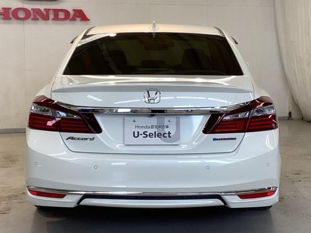 アコードハイブリッド ＥＸ　光触媒抗菌消臭施工済　ドラレコ　障害物センサー　ナビ　シートヒーター　ＥＴＣ　バックモニター　Ｐシート　Ｐセンサー　サイドカーテンエアバック　サイドモニター　ＬＥＤヘッド　フルセグテレビ　スマキー（4枚目）