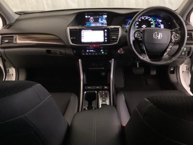 アコードハイブリッド ＥＸ　光触媒抗菌消臭施工済　ドラレコ　障害物センサー　ナビ　シートヒーター　ＥＴＣ　バックモニター　Ｐシート　Ｐセンサー　サイドカーテンエアバック　サイドモニター　ＬＥＤヘッド　フルセグテレビ　スマキー（5枚目）