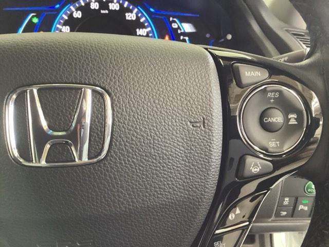 アコードハイブリッド ＥＸ　光触媒抗菌消臭施工済　ドラレコ　障害物センサー　ナビ　シートヒーター　ＥＴＣ　バックモニター　Ｐシート　Ｐセンサー　サイドカーテンエアバック　サイドモニター　ＬＥＤヘッド　フルセグテレビ　スマキー（12枚目）