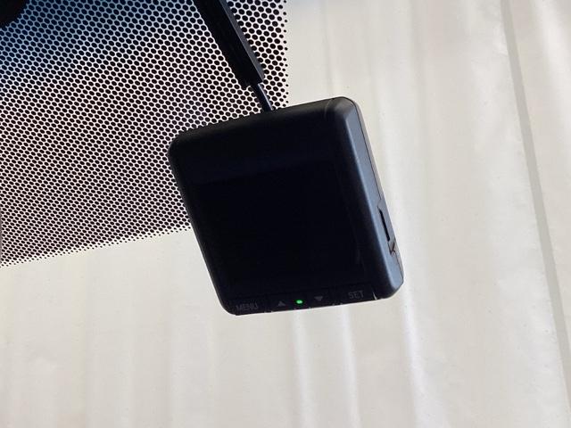 アコードハイブリッド ＥＸ　光触媒抗菌消臭施工済　ドラレコ　障害物センサー　ナビ　シートヒーター　ＥＴＣ　バックモニター　Ｐシート　Ｐセンサー　サイドカーテンエアバック　サイドモニター　ＬＥＤヘッド　フルセグテレビ　スマキー（16枚目）