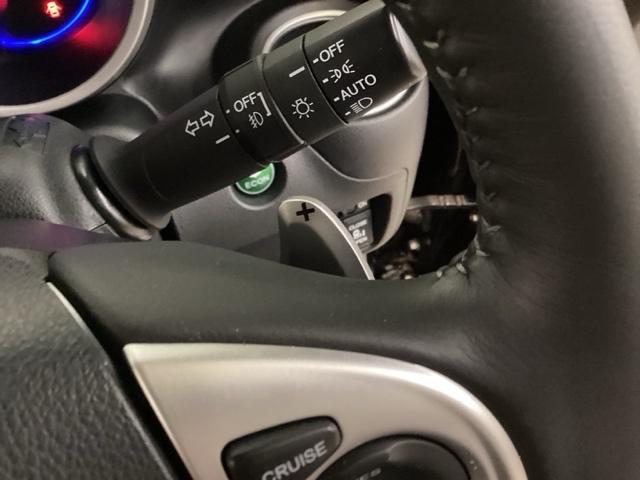 Ｎ－ＢＯＸカスタム ＧターボＳＳパッケージ　光触媒抗菌消臭施工済　ナビ　シートヒーター　ＭＴモード　ＥＴＣ　ＥＣＯＮ　Ｂモニター　スマートエントリー　ＶＳＡ　盗難防止システム　ＡＡＣ　オートクルーズコントロール　サイドカーテンエアバック　ＤＶＤ（13枚目）