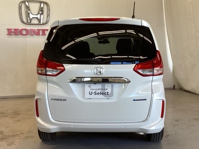 フリードハイブリッド ハイブリッド・Gホンダセンシング 光触媒抗菌消臭施工済 エンジンスターター ナビ シートヒーター ETC 軽減ブレーキ キーフリーシステム DVD再生可能 ECON 後カメラ Aクルーズ 地デジフルセグTV LEDヘッドランプ USB(4枚目)