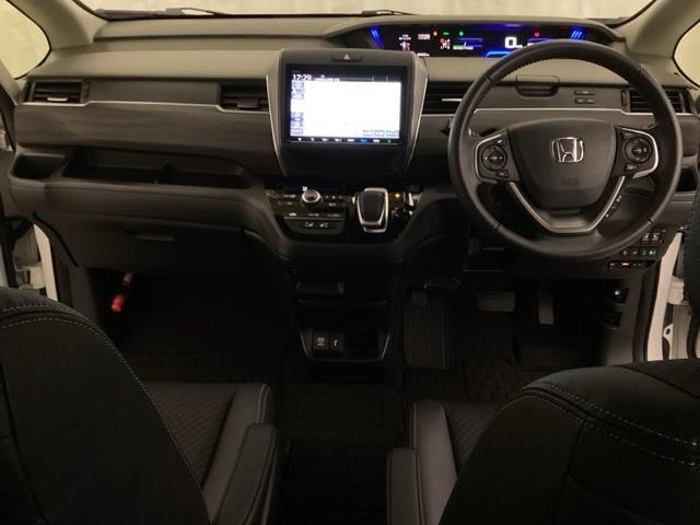 フリードハイブリッド ハイブリッド・Gホンダセンシング 光触媒抗菌消臭施工済 エンジンスターター ナビ シートヒーター ETC 軽減ブレーキ キーフリーシステム DVD再生可能 ECON 後カメラ Aクルーズ 地デジフルセグTV LEDヘッドランプ USB(5枚目)