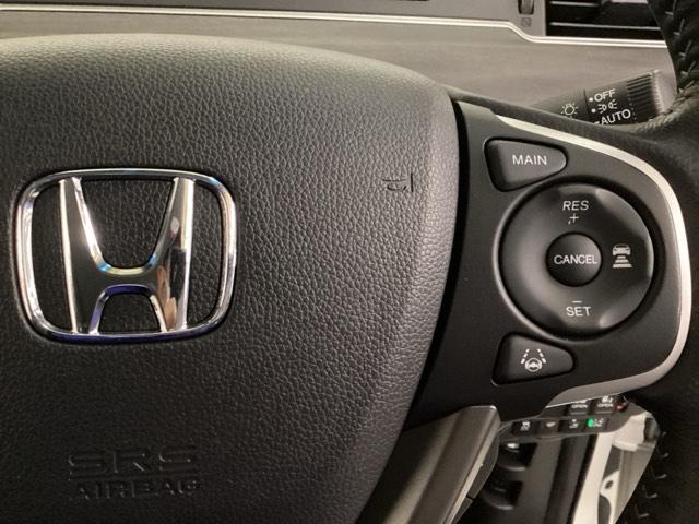 フリードハイブリッド ハイブリッド・Gホンダセンシング 光触媒抗菌消臭施工済 エンジンスターター ナビ シートヒーター ETC 軽減ブレーキ キーフリーシステム DVD再生可能 ECON 後カメラ Aクルーズ 地デジフルセグTV LEDヘッドランプ USB(12枚目)