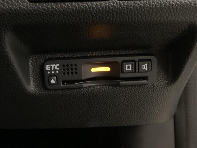 フリードハイブリッド ハイブリッド・Gホンダセンシング 光触媒抗菌消臭施工済 エンジンスターター ナビ シートヒーター ETC 軽減ブレーキ キーフリーシステム DVD再生可能 ECON 後カメラ Aクルーズ 地デジフルセグTV LEDヘッドランプ USB(15枚目)