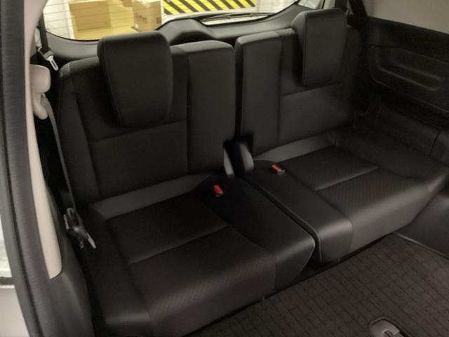 フリードハイブリッド ハイブリッド・Gホンダセンシング 光触媒抗菌消臭施工済 エンジンスターター ナビ シートヒーター ETC 軽減ブレーキ キーフリーシステム DVD再生可能 ECON 後カメラ Aクルーズ 地デジフルセグTV LEDヘッドランプ USB(20枚目)