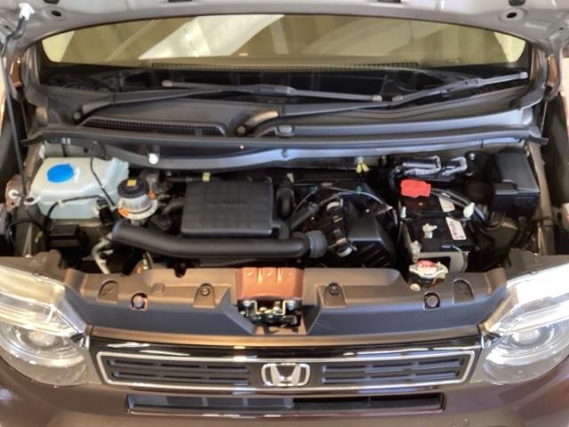 ホンダスタッフがしっかり整備して保証付きにてお渡し致します。エンジンルーム＆室内ルームともにクリーニング済みで清潔です。快適なドライブをお楽しみください。