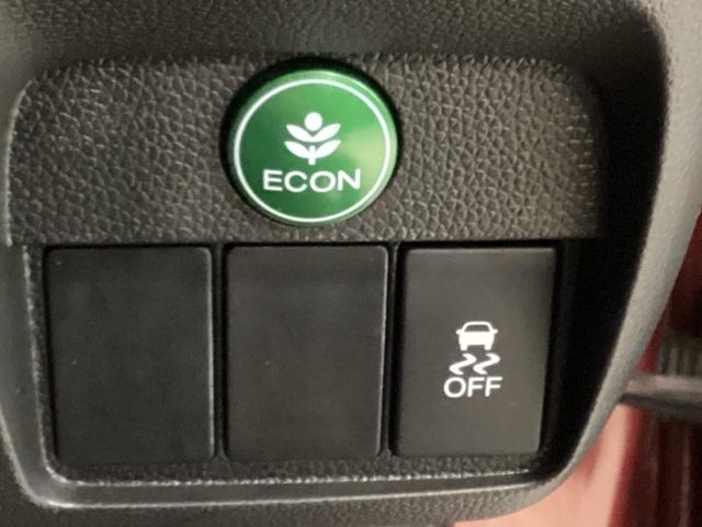 Ｎ－ＯＮＥ プレミアム・Ｌパッケージ　光触媒抗菌消臭施工済　ディスプレイオーディオ　盗難防止装置　パワーウィンドウ　エアバック　パワーステアリング　フルタイム４ＷＤ　エアコン　横滑防止　Ｂカメ　ＡＢＳ　アイドリングストップ　ベンチシート（12枚目）