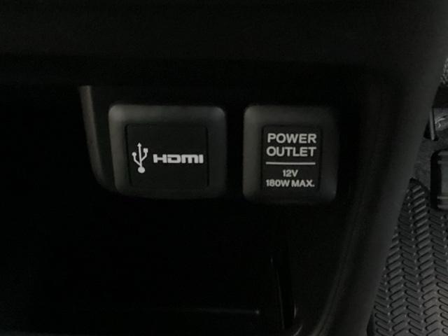Ｎ－ＯＮＥ プレミアム・Ｌパッケージ　光触媒抗菌消臭施工済　ディスプレイオーディオ　盗難防止装置　パワーウィンドウ　エアバック　パワーステアリング　フルタイム４ＷＤ　エアコン　横滑防止　Ｂカメ　ＡＢＳ　アイドリングストップ　ベンチシート（13枚目）