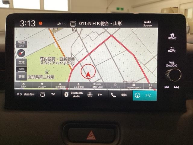 ヴェゼル e:HEVZ 純正メモリーナビ、中古スタッドレスタイヤ、ドライブレコーダー前後装着+ETC付 当社デモカー 盗難防止装置 1オーナー ドラレコ付き Rカメラ フルセグテレビ スマ-トキ- ETC車載器 Pセンサー(7枚目)