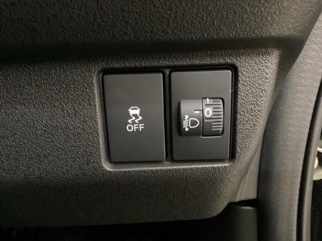 N-BOXカスタム ベースグレード 中古スタッドレスタイヤ、純正メモリーナビ、ドライブレコーダー前後装着+ETC付 当社デモカー 前後誤発進抑制 パーキングセンサー シートH Iストップ オートエアコン LEDヘッド ドラレコ 4WD(18枚目)