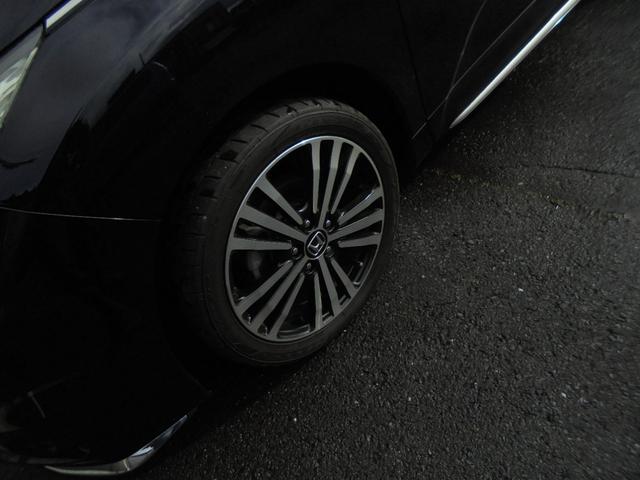 オデッセイ アブソルート・ＥＸ　７人乗り　純正ナビＴＶバックカメラ　ＥＴＣ前後ドラレコ　両側パワースライド　ハーフレザー運パワーシート　２列目オットマン　オートクルーズ　衝突被害軽減ブレーキ　　ＬＥＤライト　フォグ　純正エアロ（27枚目）