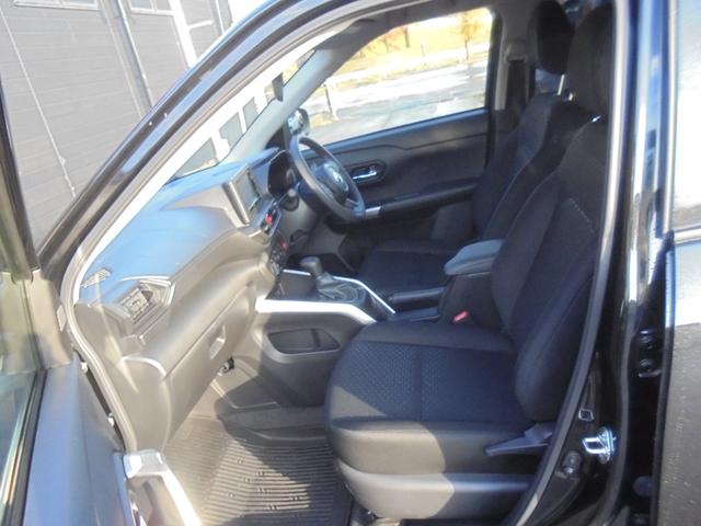 ライズ Ｘ　１０００ターボ４ＷＤ　ナビＴＶバックカメラ　ＥＴＣ　左右シートヒーター　ＬＥＤライト　寒冷地仕様　衝突被害軽減ブレーキ　ＢＳスタッドレスタイヤ（7枚目）