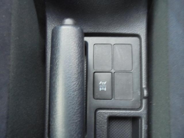 ヴィッツ Ｆ　シエル　４ＷＤ　ナビＴＶバックモニター　エンジンスタータ（20枚目）