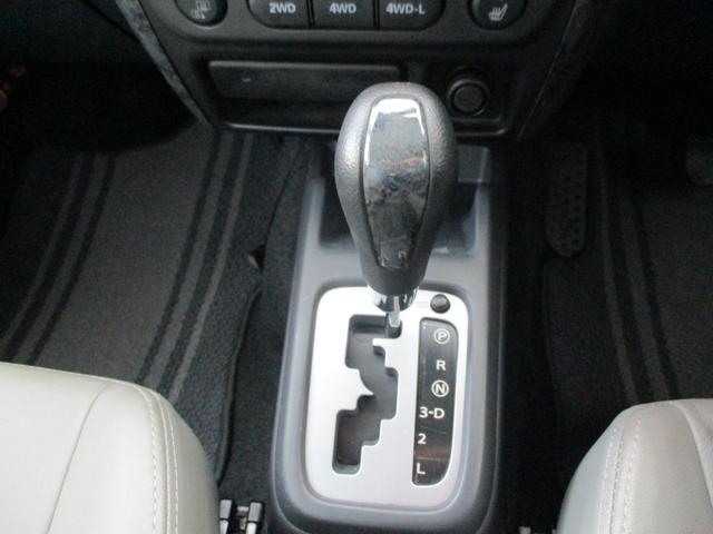 ジムニー ランドベンチャー　特別仕様　ターボ　皮シート風シートカバー　エンジンスターター　下回り防錆処理済（20枚目）