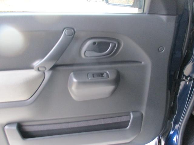 ジムニー ランドベンチャー　特別仕様　ターボ　皮シート風シートカバー　エンジンスターター　下回り防錆処理済（47枚目）