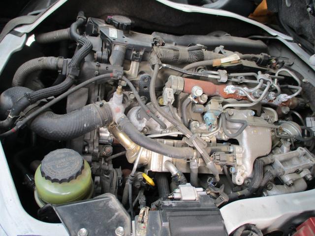 レジアスエースバン DX 9人乗り・wエアコン・タイミングベルト交換済み・ETC付(4枚目)