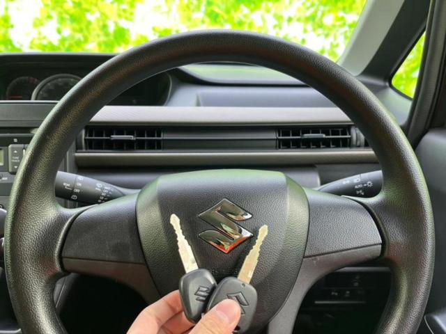 FA EBD付ABS/横滑り防止装置/禁煙車/エアバッグ 運転席/エアバッグ 助手席/アルミホイール 社外 14インチ/パワーウインドウ/キーレスエントリー/パワーステアリング/盗難防止システム 記録簿(9枚目)
