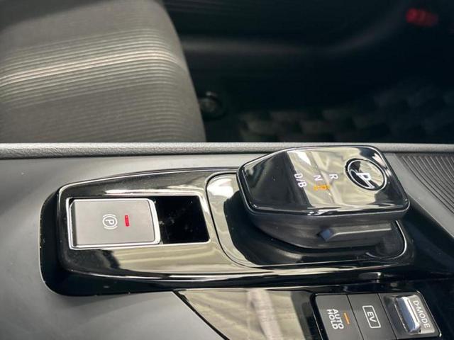 ノート Ｘ　社外　ＳＤナビ／衝突安全装置／車線逸脱防止支援システム／Ｂｌｕｅｔｏｏｔｈ接続／ＥＴＣ／ＥＢＤ付ＡＢＳ／横滑り防止装置／アイドリングストップ／バックモニター／フルセグＴＶ／ＤＶＤ／エアバッグ　運転席（17枚目）