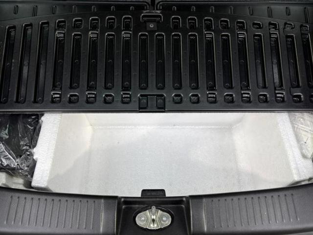 ワゴンRスティングレー ハイブリッドT 新品タイヤ/保証書/社外 ナビ/衝突安全装置/シートヒーター/車線逸脱防止支援システム/ヘッドランプ LED/ETC/EBD付ABS/横滑り防止装置/アイドリングストップ/フルセグTV レーンアシスト(24枚目)