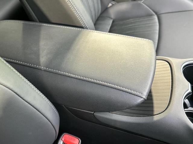 ハリアー Ｚ　ＪＢＬ／保証書／純正　ＳＤナビ／デジタルインナーミラー／衝突安全装置／シートヒーター　前席／パノラミックビューモニター／車線逸脱防止支援システム／シート　ハーフレザー／電動バックドア　全周囲カメラ（32枚目）