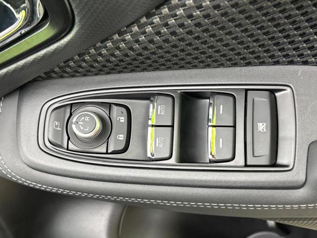 フォレスター 4WD XT-エディション 保証書/純正 SDナビ/フリップダウンモニター 社外 9インチ/スマートリヤビューミラー/衝突安全装置/シートヒーター/車線逸脱防止支援システム/シート ハーフレザー 衝突被害軽減システム 電動シート(29枚目)