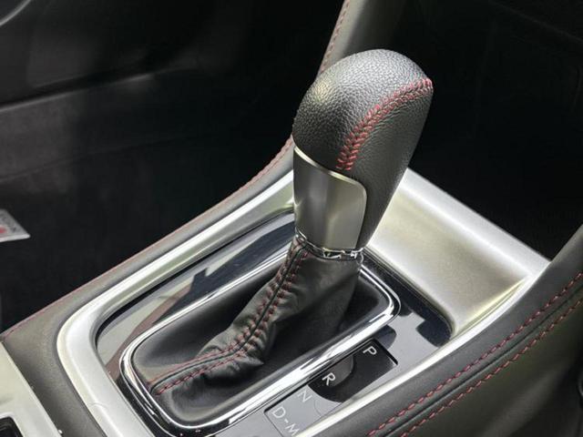 WRX S4 4WD2.0GT-Sアイサイト 保証書/純正 SDナビ/衝突安全装置/車線逸脱防止支援システム/シート ハーフレザー/パーキングアシスト バックガイド/ヘッドランプ LED/Bluetooth接続/ETC 衝突被害軽減システム(16枚目)