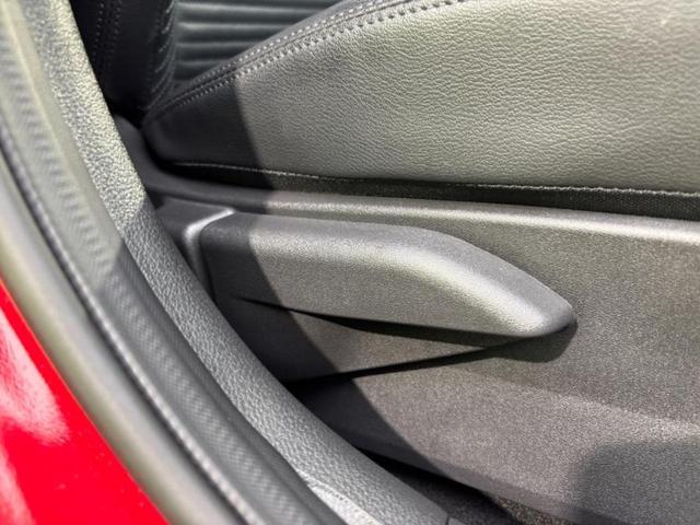 オーラ Gレザーエディション BOSE/保証書/純正 SDナビ/インテリジェントルームミラー/衝突安全装置/全方位モニター/車線逸脱防止支援システム/シート フルレザー/ヘッドランプ LED/ETC/EBD付ABS 革シート(40枚目)