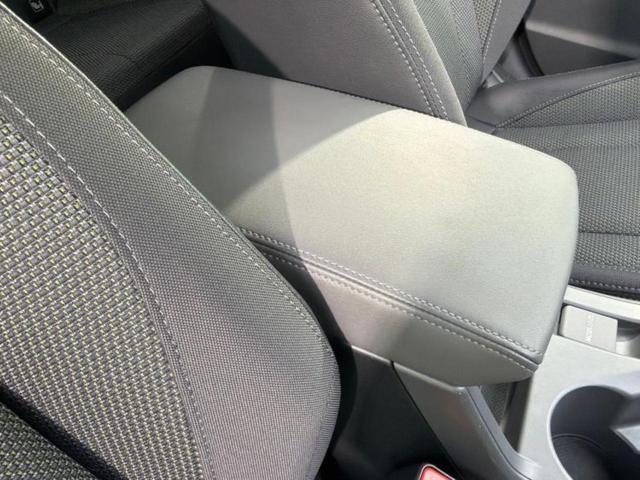 クロストレック 4WDリミテッド 新品タイヤ/保証書/ディスプレイオーディオ+ナビ11インチ/衝突安全装置/全方位モニター/車線逸脱防止支援システム/ヘッドランプ LED/ETC/EBD付ABS/横滑り防止装置 衝突被害軽減システム(31枚目)