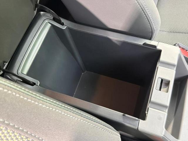 クロストレック 4WDリミテッド 新品タイヤ/保証書/ディスプレイオーディオ+ナビ11インチ/衝突安全装置/全方位モニター/車線逸脱防止支援システム/ヘッドランプ LED/ETC/EBD付ABS/横滑り防止装置 衝突被害軽減システム(32枚目)