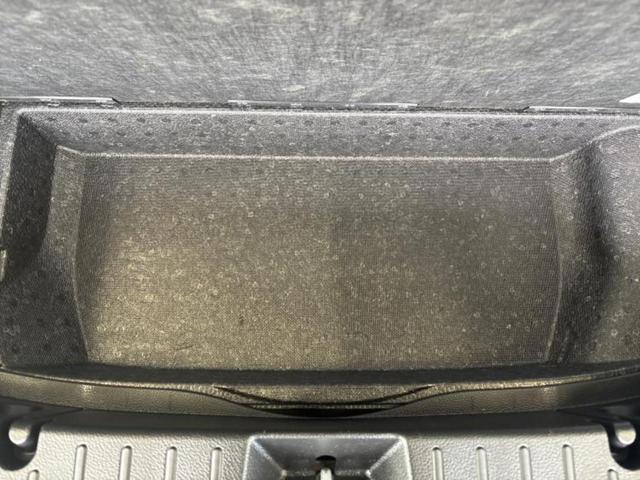 インプレッサスポーツ ４ＷＤ２．０ｉアイサイト　新品タイヤ／保証書／社外　ＳＤナビ／衝突安全装置／車線逸脱防止支援システム／ドライブレコーダー　社外／ヘッドランプ　ＨＩＤ／Ｂｌｕｅｔｏｏｔｈ接続／ＥＴＣ／ＥＢＤ付ＡＢＳ／横滑り防止装置　バックカメラ（24枚目）