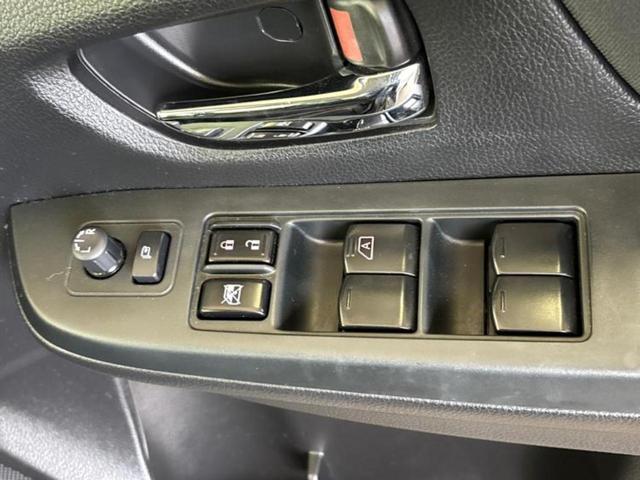 インプレッサスポーツ ４ＷＤ２．０ｉアイサイト　新品タイヤ／保証書／社外　ＳＤナビ／衝突安全装置／車線逸脱防止支援システム／ドライブレコーダー　社外／ヘッドランプ　ＨＩＤ／Ｂｌｕｅｔｏｏｔｈ接続／ＥＴＣ／ＥＢＤ付ＡＢＳ／横滑り防止装置　バックカメラ（27枚目）