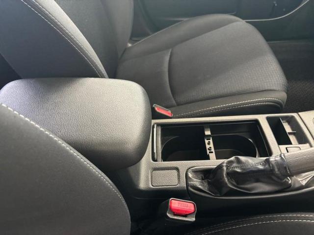 インプレッサスポーツ ４ＷＤ２．０ｉアイサイト　新品タイヤ／保証書／社外　ＳＤナビ／衝突安全装置／車線逸脱防止支援システム／ドライブレコーダー　社外／ヘッドランプ　ＨＩＤ／Ｂｌｕｅｔｏｏｔｈ接続／ＥＴＣ／ＥＢＤ付ＡＢＳ／横滑り防止装置　バックカメラ（30枚目）