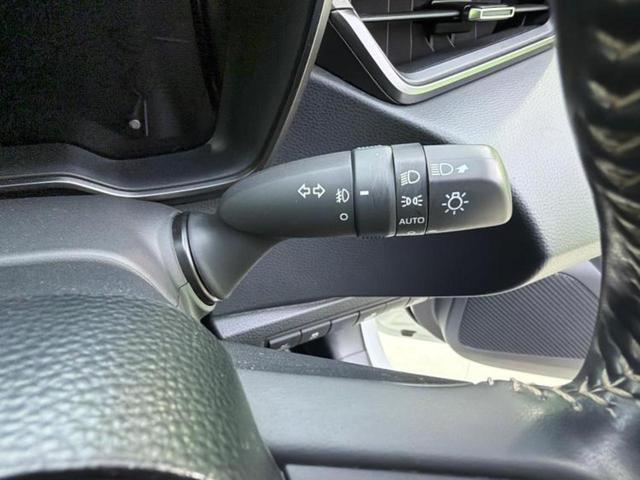 カローラツーリング ハイブリッドダブルバイビー 保証書/ディスプレイオーディオ+ナビ9インチ/トヨタセーフティセンス/車線逸脱防止支援システム/ヘッドランプ LED/ETC/EBD付ABS/横滑り防止装置/アイドリングストップ 衝突被害軽減システム(16枚目)