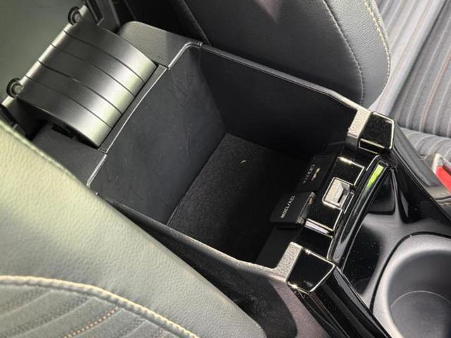 カローラツーリング ハイブリッドダブルバイビー 保証書/ディスプレイオーディオ+ナビ9インチ/トヨタセーフティセンス/車線逸脱防止支援システム/ヘッドランプ LED/ETC/EBD付ABS/横滑り防止装置/アイドリングストップ 衝突被害軽減システム(33枚目)