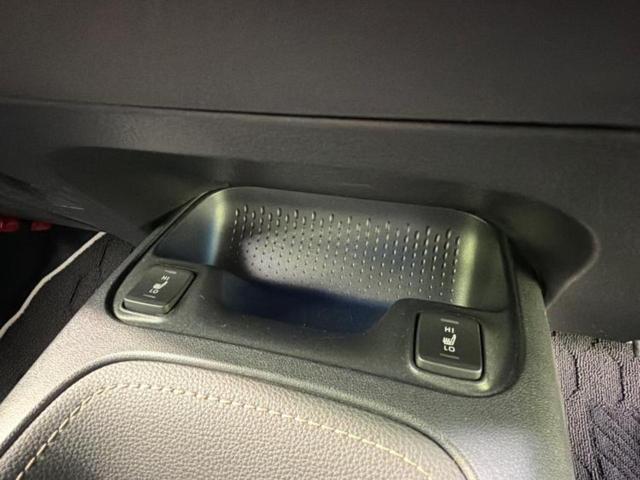 カローラツーリング ハイブリッドダブルバイビー 保証書/ディスプレイオーディオ+ナビ9インチ/トヨタセーフティセンス/車線逸脱防止支援システム/ヘッドランプ LED/ETC/EBD付ABS/横滑り防止装置/アイドリングストップ 衝突被害軽減システム(40枚目)