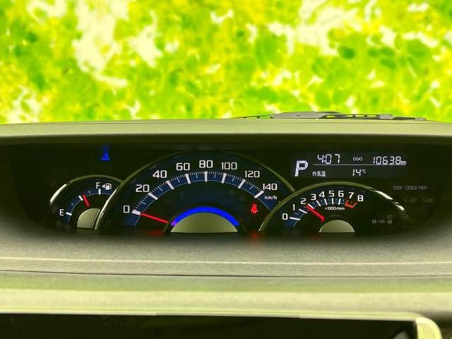 WECARSの展示場では実際に見て、触ってお車をお選びいただけます!知識の豊富な営業スタッフが様々なカーライフをご提案いたします!