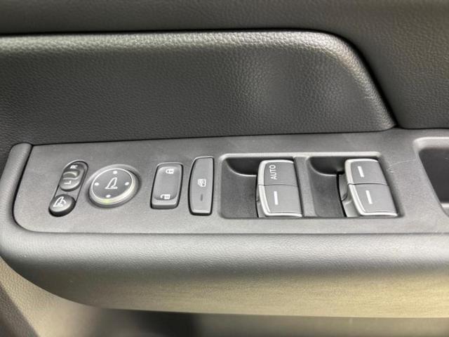 ステップワゴン eHEVスパーダ 保証書/純正 9インチ SDナビ/衝突安全装置/両側電動スライドドア/シートヒーター/車線逸脱防止支援システム/シート ハーフレザー/電動バックドア/ヘッドランプ LED/EBD付ABS ワンオーナー(29枚目)