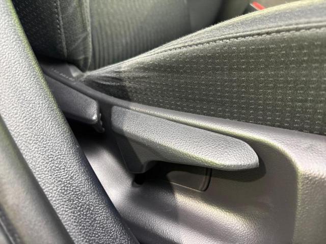 プリウス Sセーフティプラス 新品タイヤ/純正 SDナビ/衝突安全装置/車線逸脱防止支援システム/パーキングアシスト 自動操舵/ヘッドランプ LED/Bluetooth接続/ETC/EBD付ABS/横滑り防止装置 レーンアシスト(38枚目)