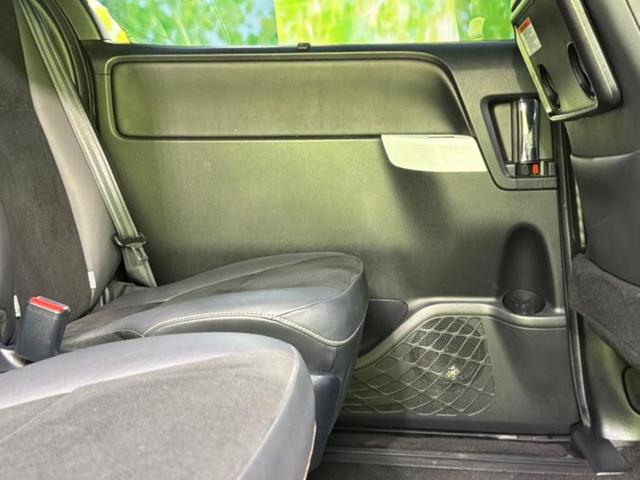 ノア ハイブリッドＳｉダブルバイビー２　新品タイヤ／純正　９インチ　ＳＤナビ／デジタルインナーミラー／衝突安全装置／両側電動スライドドア／シートヒーター／車線逸脱防止支援システム／シート　ハーフレザー／ヘッドランプ　ＬＥＤ／ＥＴＣ　記録簿（24枚目）