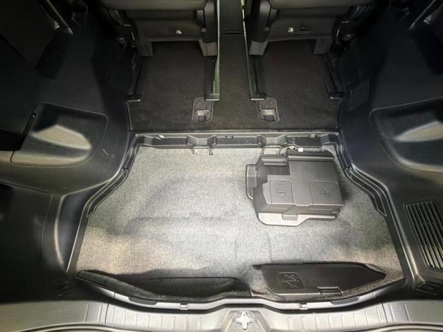 ノア ハイブリッドＳｉダブルバイビー２　新品タイヤ／純正　９インチ　ＳＤナビ／デジタルインナーミラー／衝突安全装置／両側電動スライドドア／シートヒーター／車線逸脱防止支援システム／シート　ハーフレザー／ヘッドランプ　ＬＥＤ／ＥＴＣ　記録簿（25枚目）