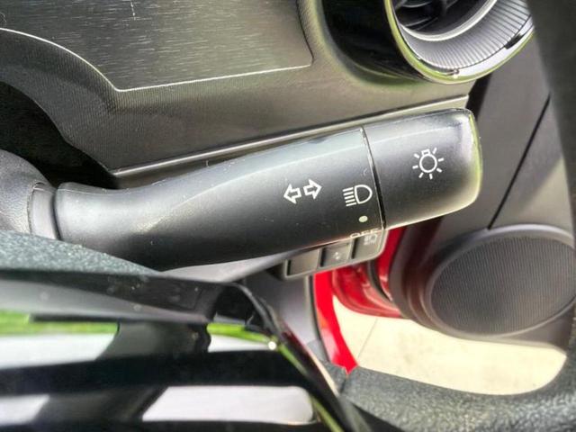 アクア Ｓ　保証書／純正　９インチ　ＳＤナビ／ＥＴＣ／ＥＢＤ付ＡＢＳ／横滑り防止装置／アイドリングストップ／フルセグＴＶ／エアバッグ　運転席／エアバッグ　助手席／パワーウインドウ／キーレスエントリー　ワンオーナー（15枚目）