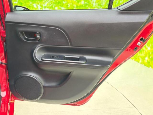 アクア Ｓ　保証書／純正　９インチ　ＳＤナビ／ＥＴＣ／ＥＢＤ付ＡＢＳ／横滑り防止装置／アイドリングストップ／フルセグＴＶ／エアバッグ　運転席／エアバッグ　助手席／パワーウインドウ／キーレスエントリー　ワンオーナー（21枚目）