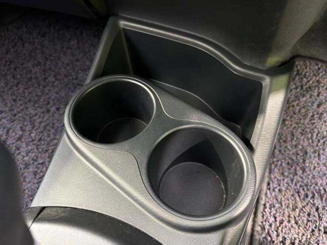 アクア Ｓ　保証書／純正　９インチ　ＳＤナビ／ＥＴＣ／ＥＢＤ付ＡＢＳ／横滑り防止装置／アイドリングストップ／フルセグＴＶ／エアバッグ　運転席／エアバッグ　助手席／パワーウインドウ／キーレスエントリー　ワンオーナー（35枚目）