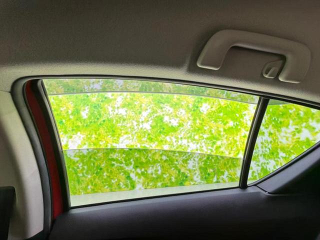 アクア Ｓ　保証書／純正　９インチ　ＳＤナビ／ＥＴＣ／ＥＢＤ付ＡＢＳ／横滑り防止装置／アイドリングストップ／フルセグＴＶ／エアバッグ　運転席／エアバッグ　助手席／パワーウインドウ／キーレスエントリー　ワンオーナー（43枚目）